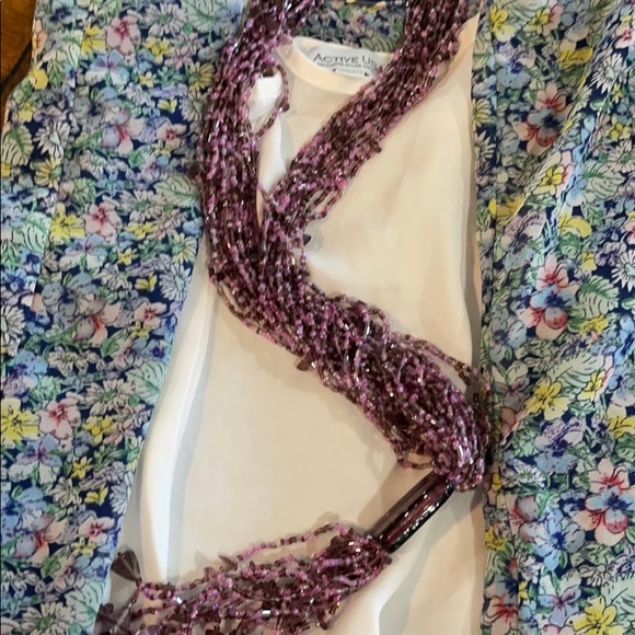 3x$25 ❤️ Multi strand bead Necklace ❤️ - Picture 6 of 11